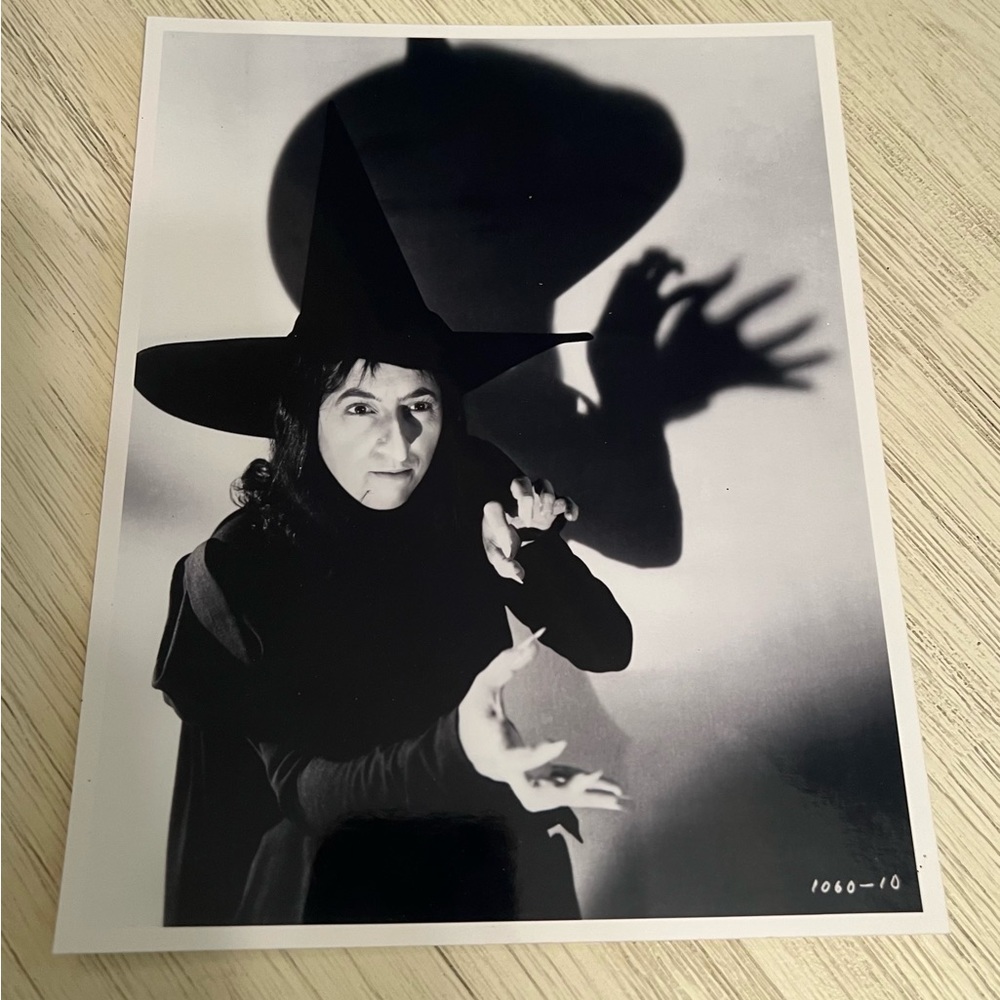 Rare Margaret Hamilton 8x10 black-and-white Lloyds of Hollywood photo